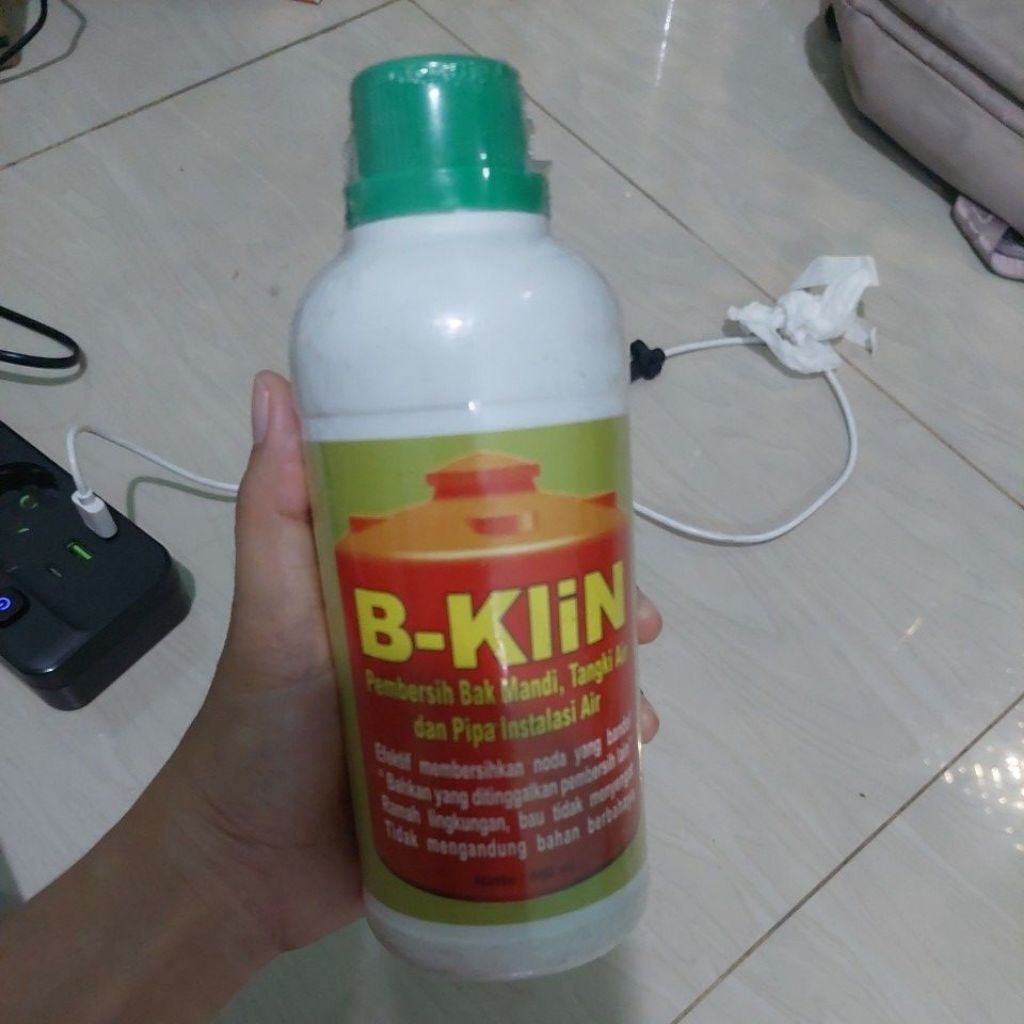 B-Klin Cairan Pembersih Toren 500ml - Aman, Efektif, Tidak Berbau