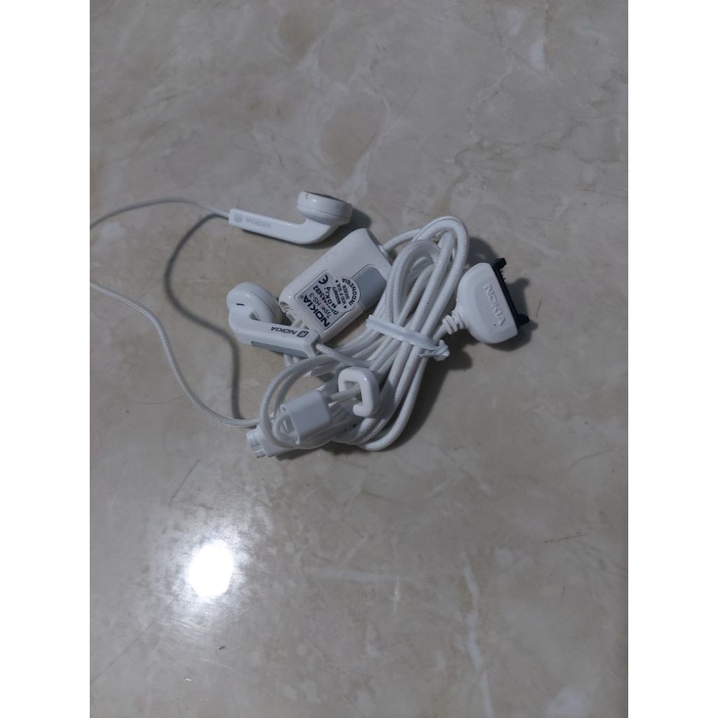 Headset Nokia N73