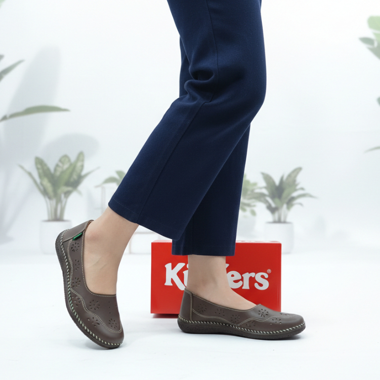 Sepatu Kickers Wanita MK-50 Coklat