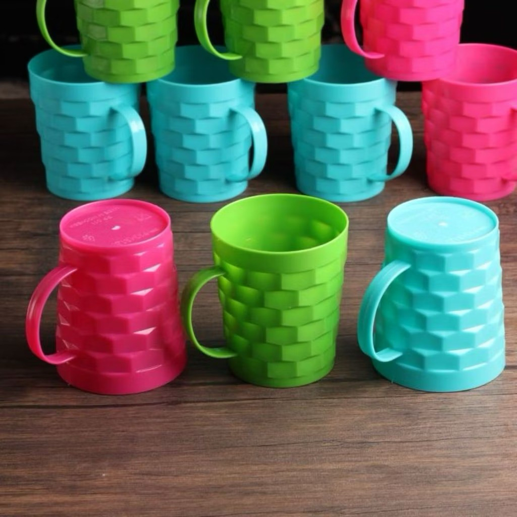 GELAS PLASTIK MOTIF TIKAR