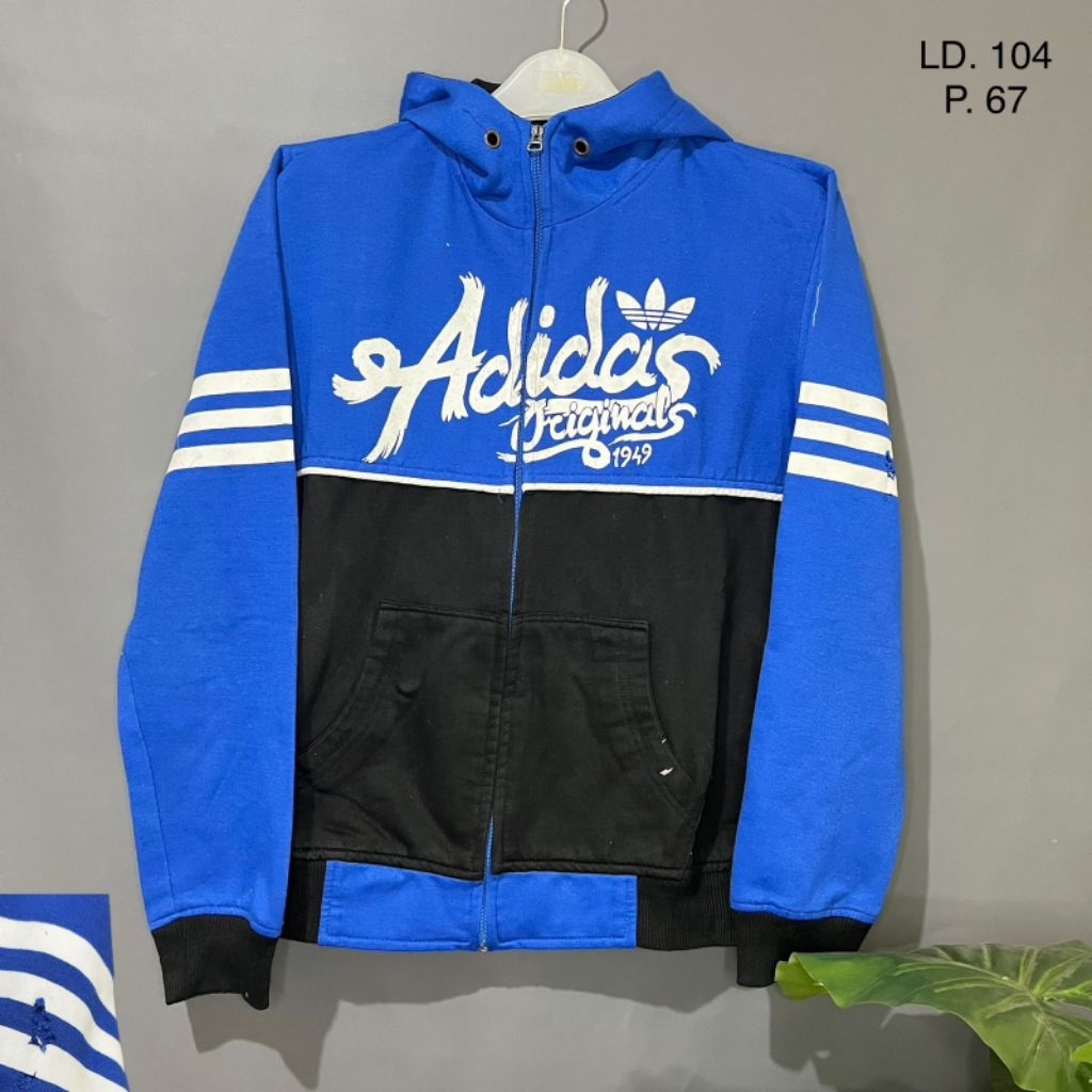 Jaket Biru Hitam