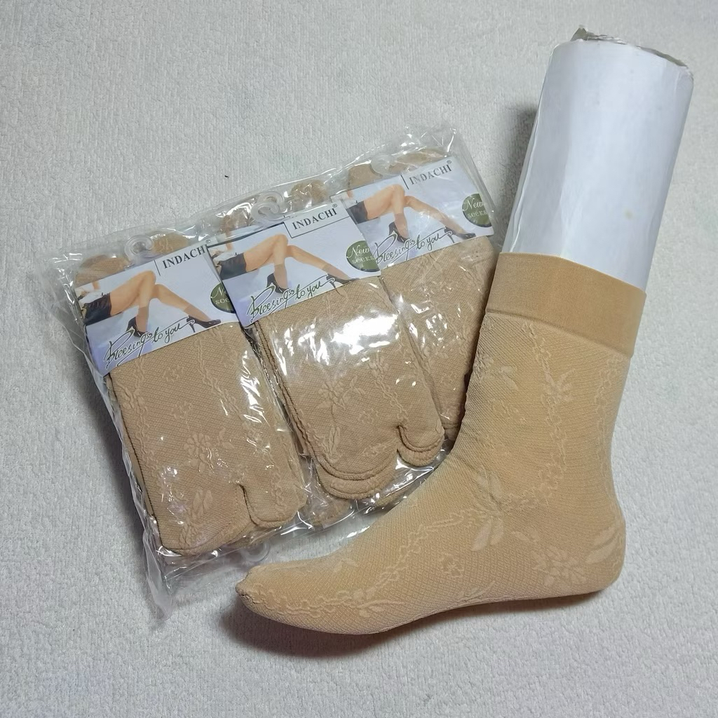 kaos kaki muslimah motif/kaos kaki muslimah jempol motif