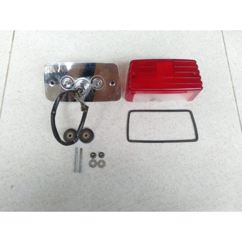 Stoplamp Lampu Belakang Suzuki FR80 Dan A100 Econos XSuper Original
