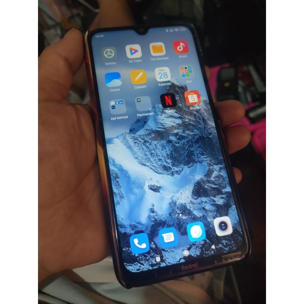 xiomi note 8 ram 4/64 minus sinyal kadang ada kadang ga ada yg lain normal lcd ori