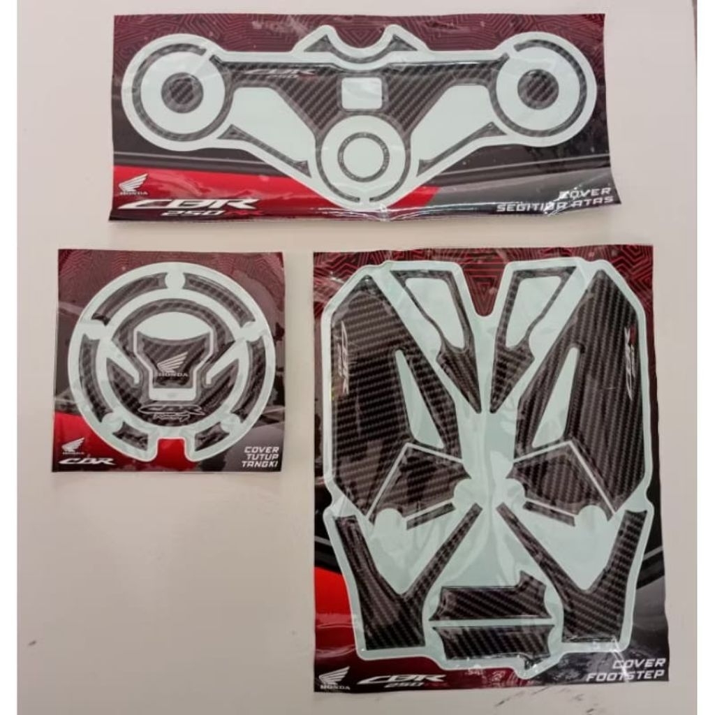 Sticker timbul karbon emblem tutup tangki, footstep, segitiga stang honda cbr 250rr