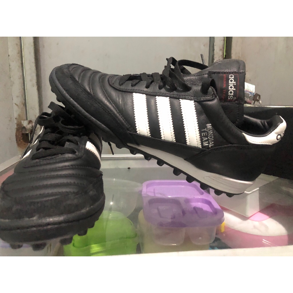 sepatu adidas mundial team turf original