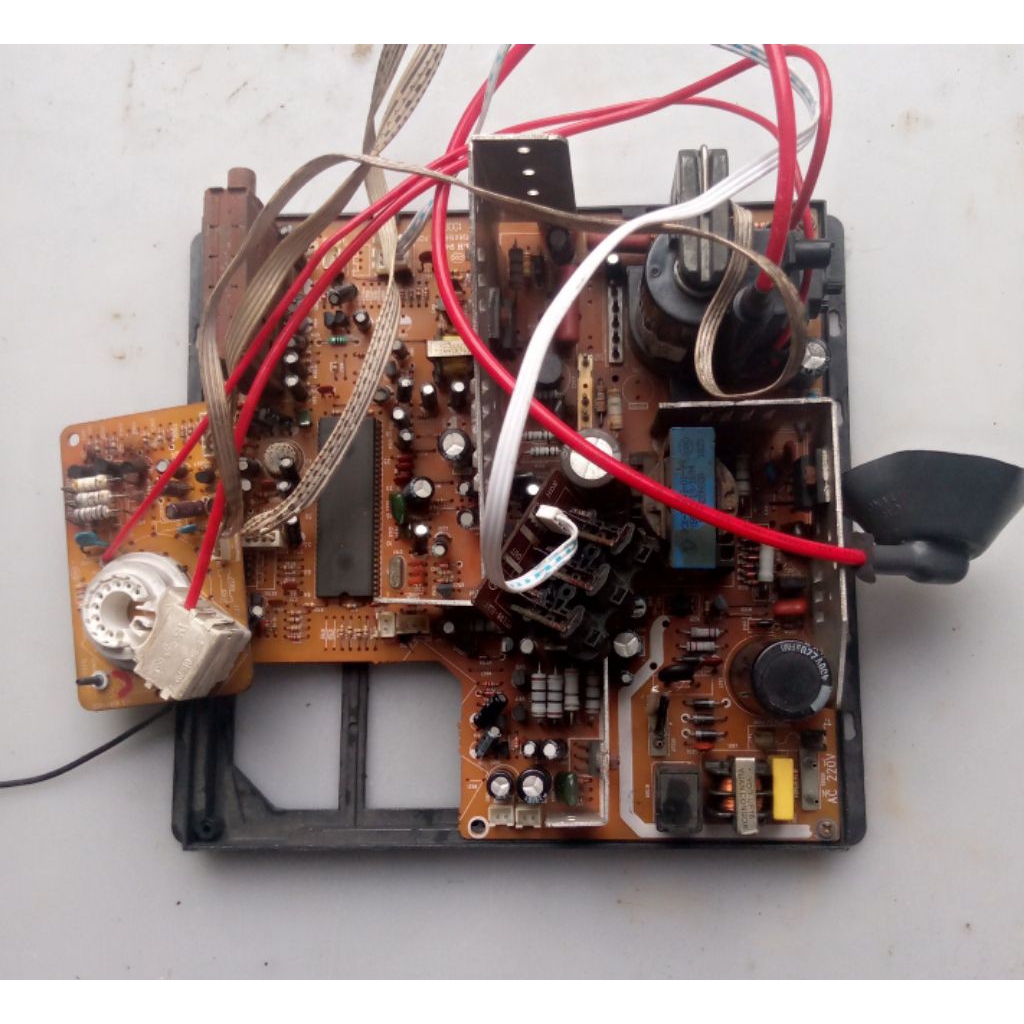 mesin tv cina,tabung 14/21inch cabutan komponen lengkap,cabutan,blum tes/gambling