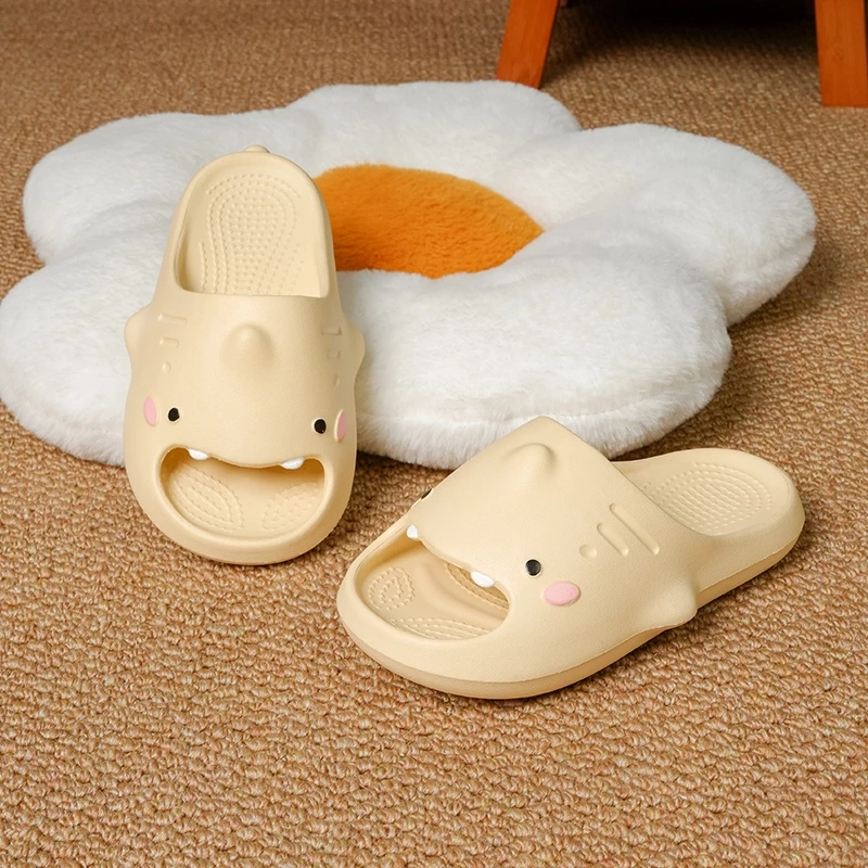 Baru Sandal  Hiu Wanita Sandal Lucu Wedges Sandal Hiu Sandal Slop Wanita Lembut Dan Tebal Size 35-40