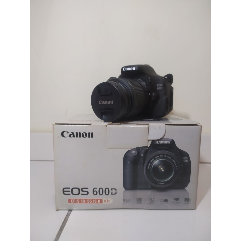 Kamera DSLR Canon EOS 600D Second
