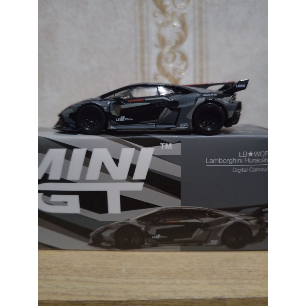 Mini GT Lambo Huracan GT camo