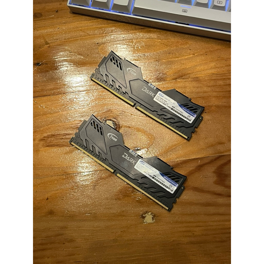 Team dark 2x 4GB DDR4 - 2666mhz