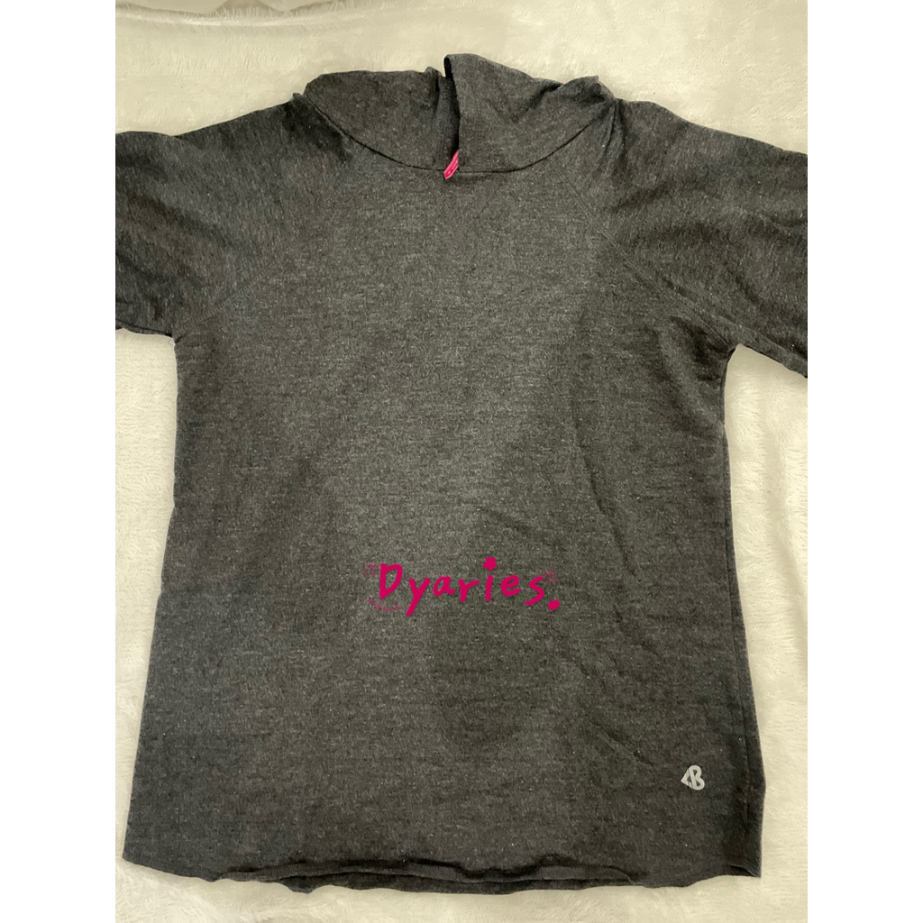 Kaos Hoodie color box ,abu abu +topi, koleksi pribadi bukan thrift