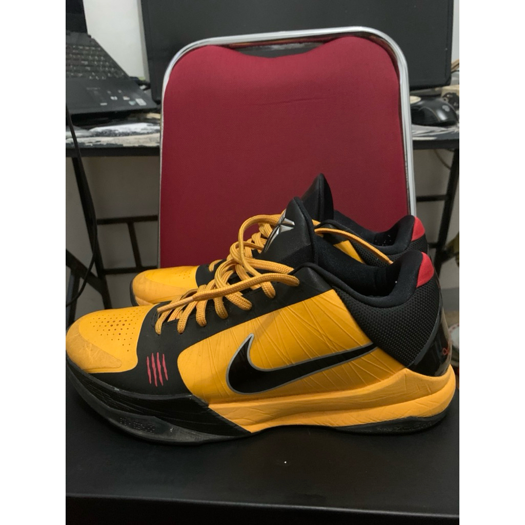 NIKE KOBE V PROTRO BRUCE LEE