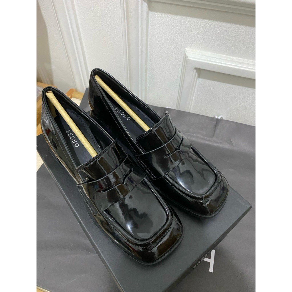 Sepatu Loafers Pedro 36