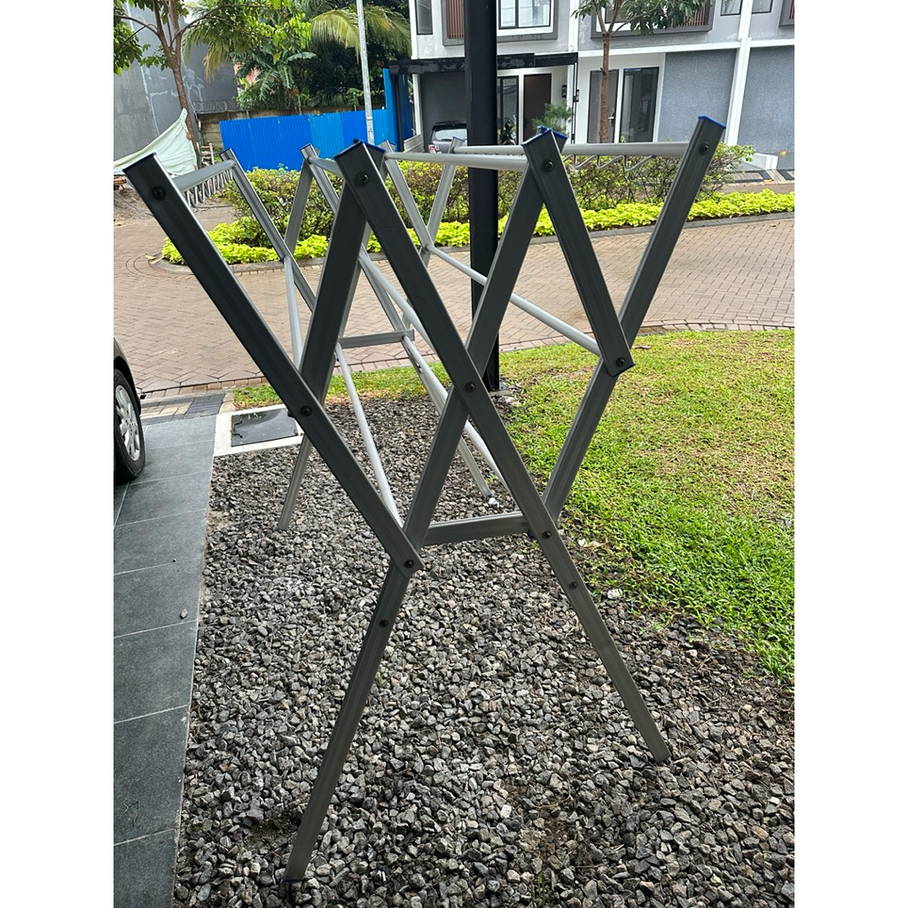 Jemuran Pakaian Aluminium