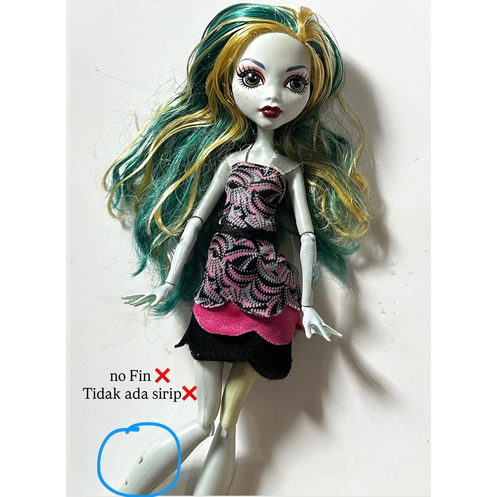 Boneka Monster High Doll