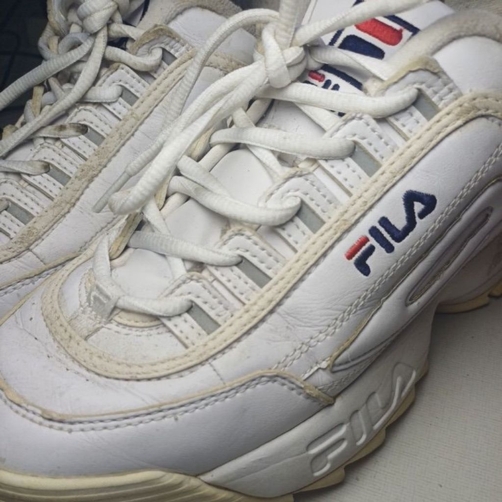 Preloved Sepatu Fila Disruptor White size US 8