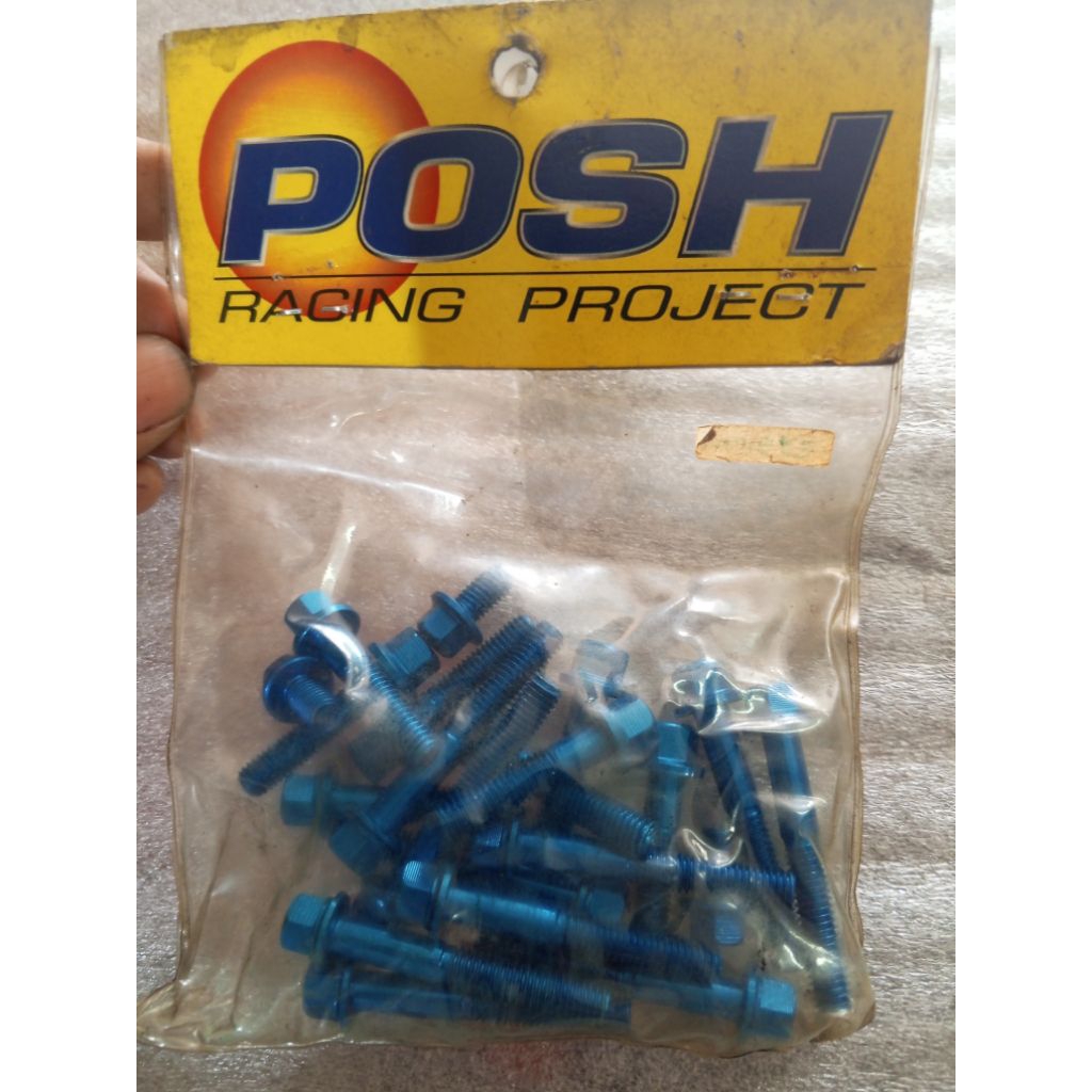 baut mesin posh baut posh mesin bak kanan kiri Honda kharisma, Supra 125 kph merk posh Thailand