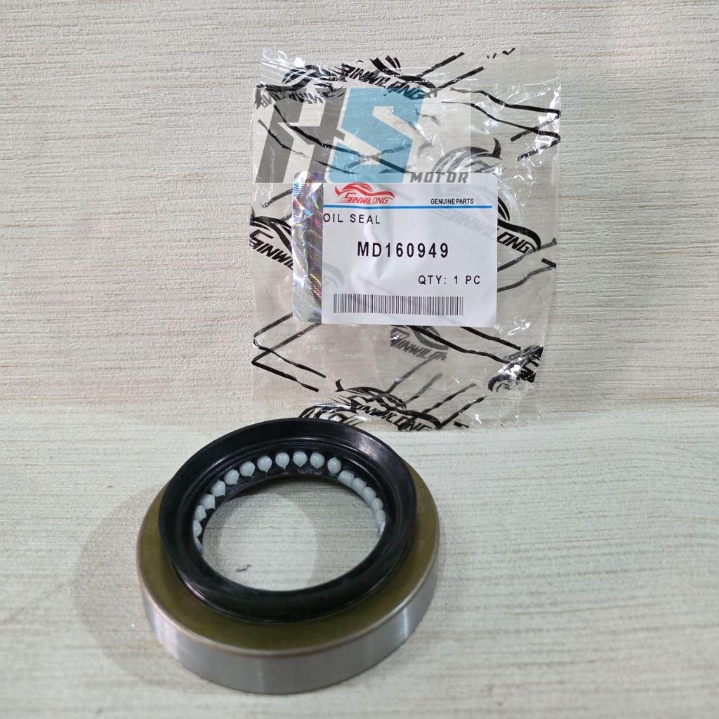 OIL SEAL PION GARDAN BELAKANG PINION DIFF MOBIL MITSUBISHI L300 DIESEL L200 STRADA 2.5 2.8 TRITON 2.