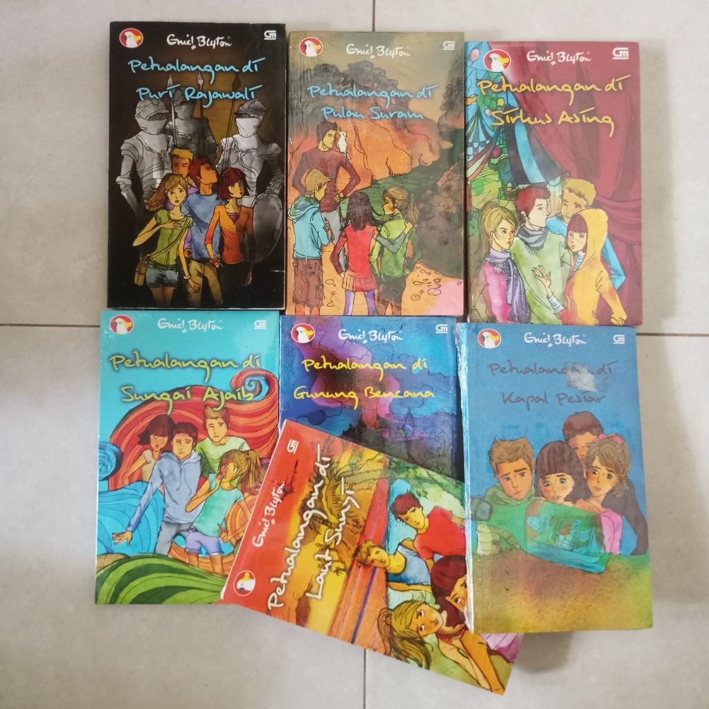 Paket Seri Petualangan - Enid Blyton - Kover Baru