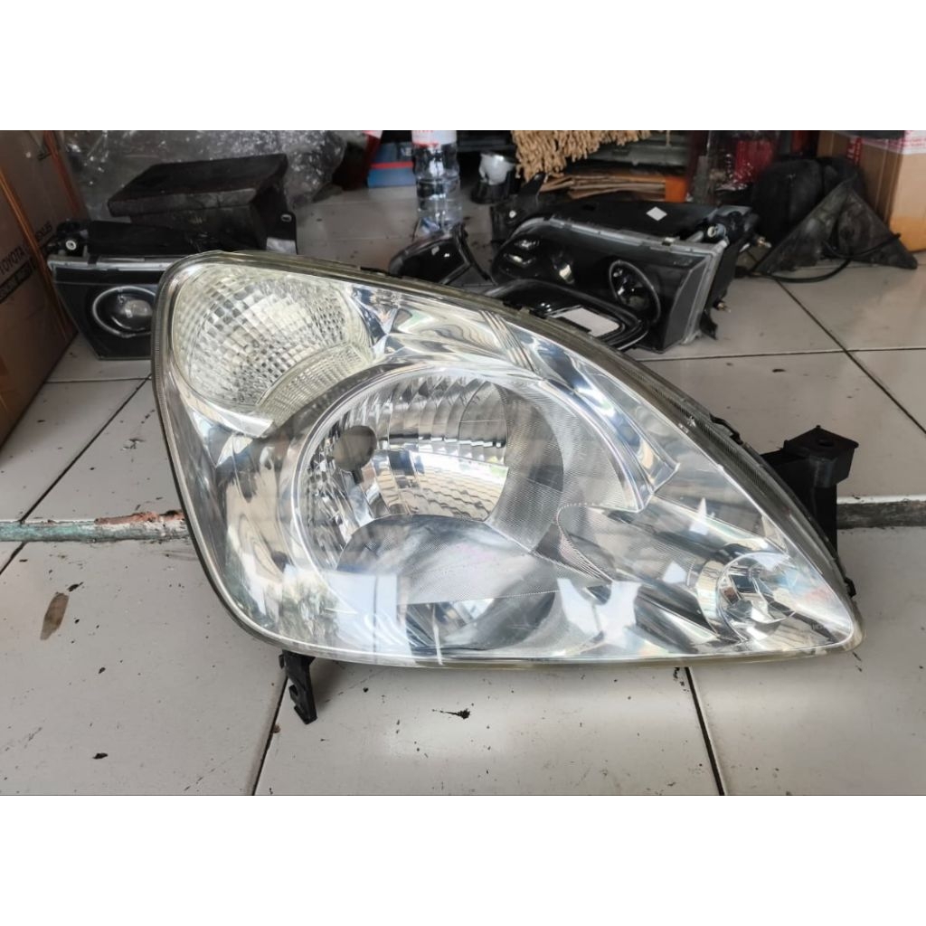 headlamp CRV 2004 kanan.