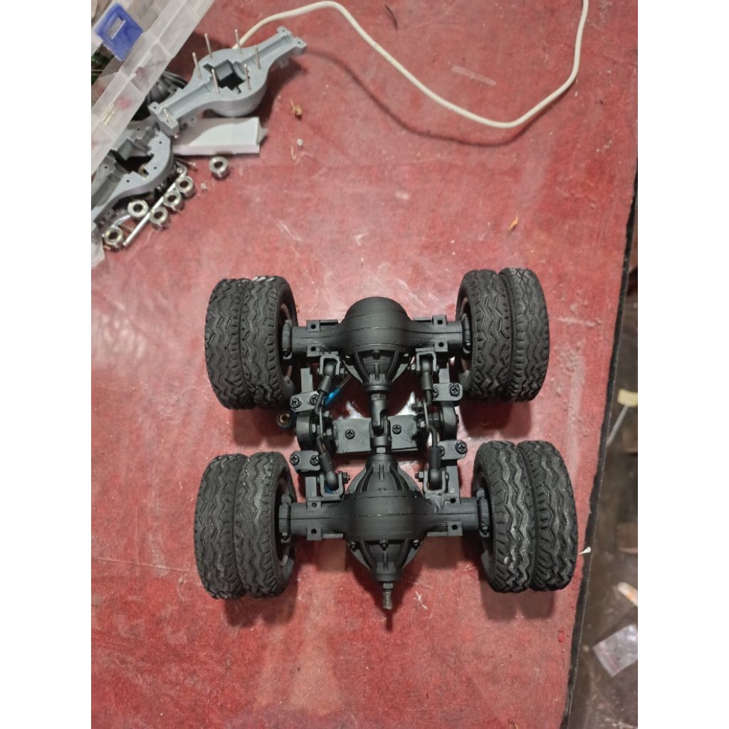 set gardan tronton skala 1/16