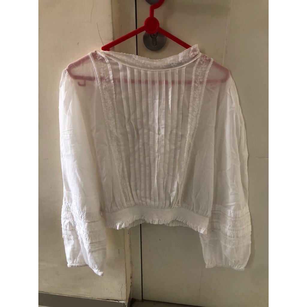 blouse zara putih