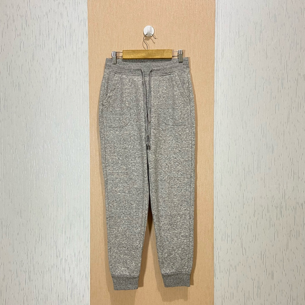 Jogger Pants UNIQLO Unisex / Celana Jogger Pria & Wanita / Size S