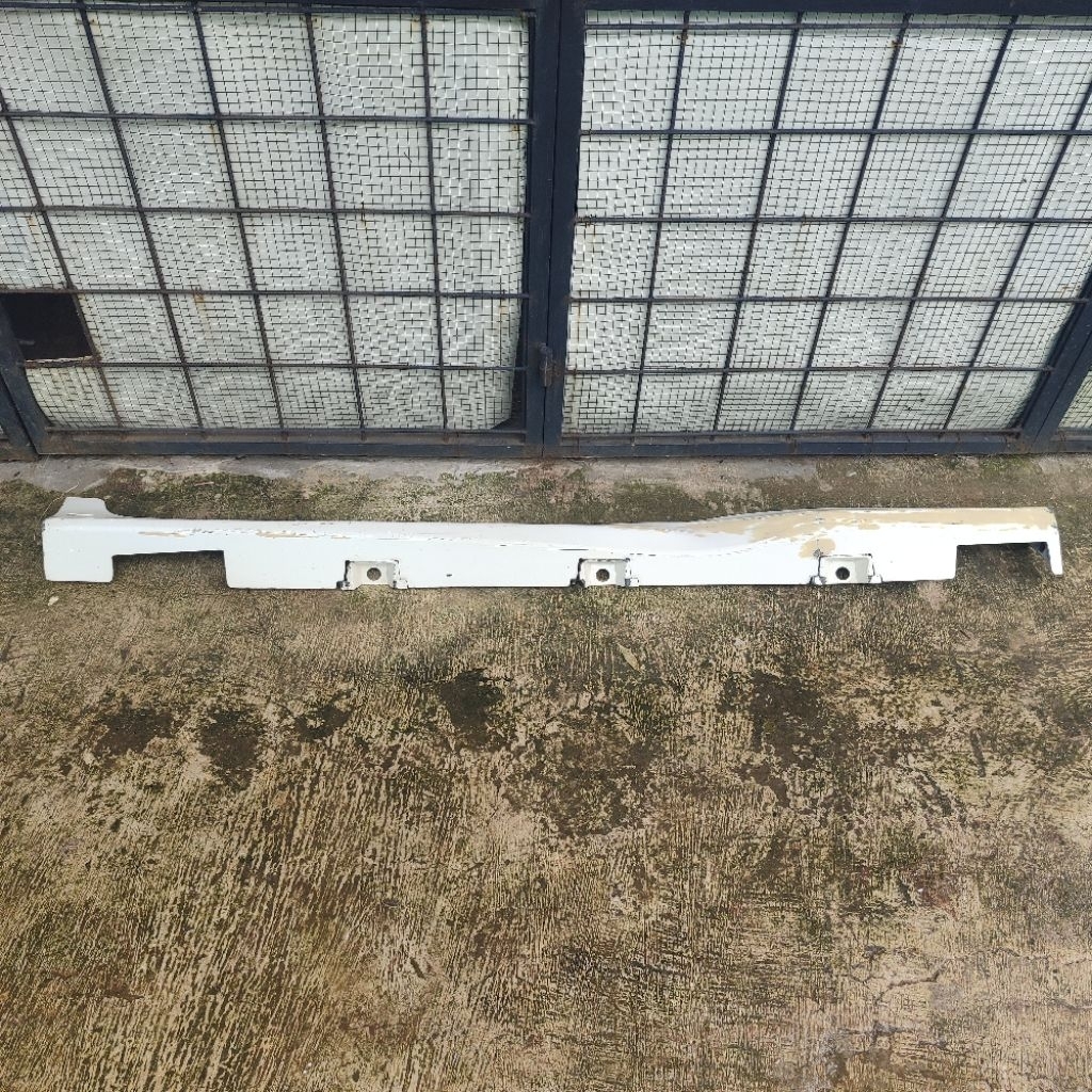 Bodykit Samping Agya TRD Copotan Original LH (kiri)