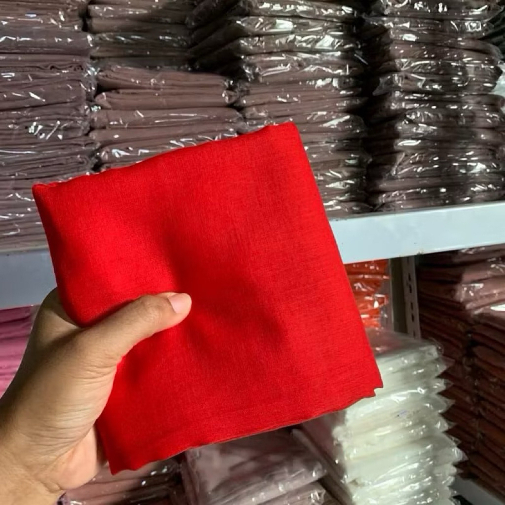 Hijab Segi Empat merah cabe Paris Jadul merah terang segiempat merah terang ORI Varisha - Hijab Terl