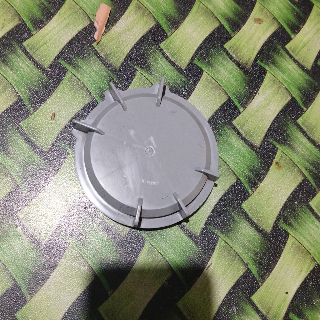 tutup lampu depan Yaris 2014 original