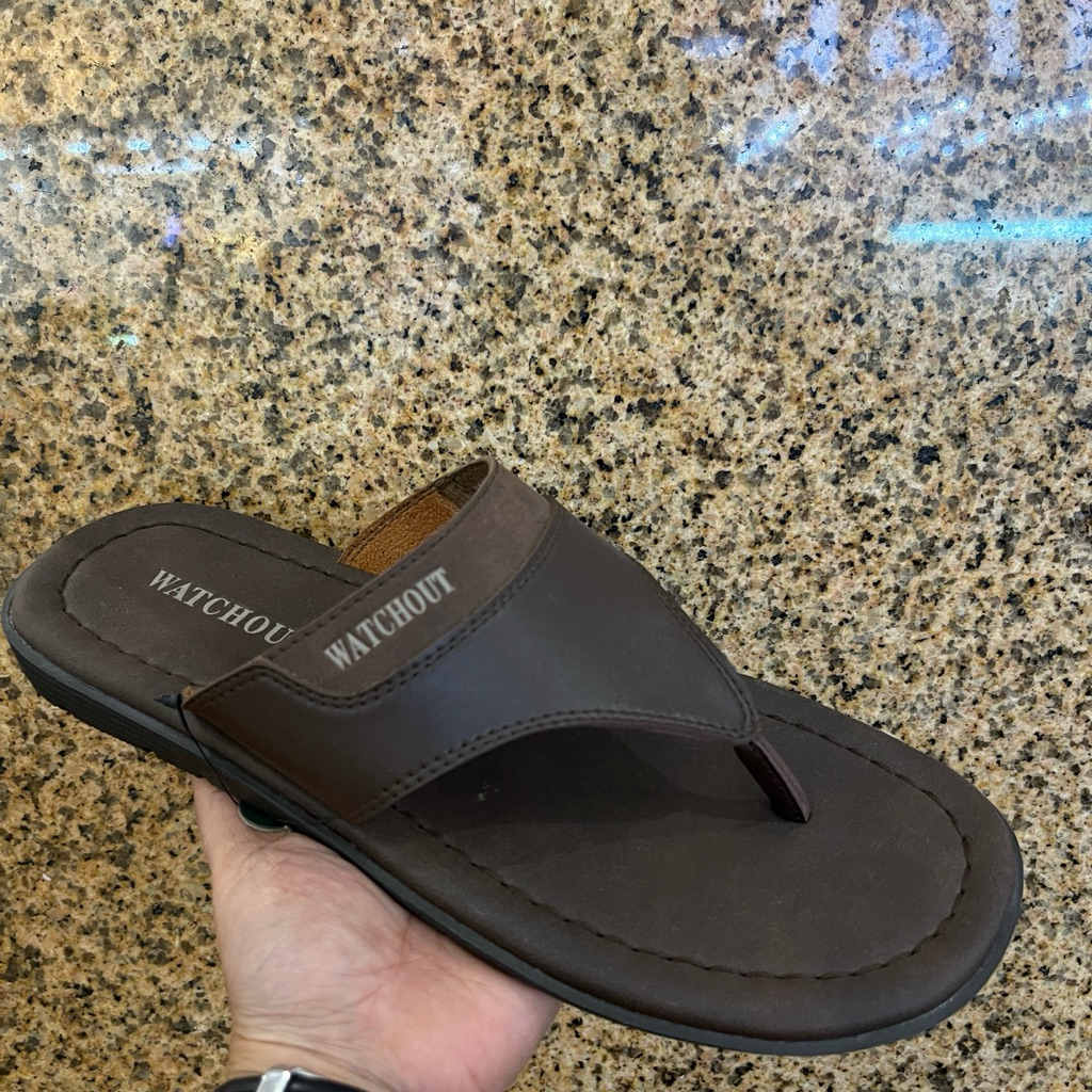 sandal jepit watchout bahan kulit(39-44)