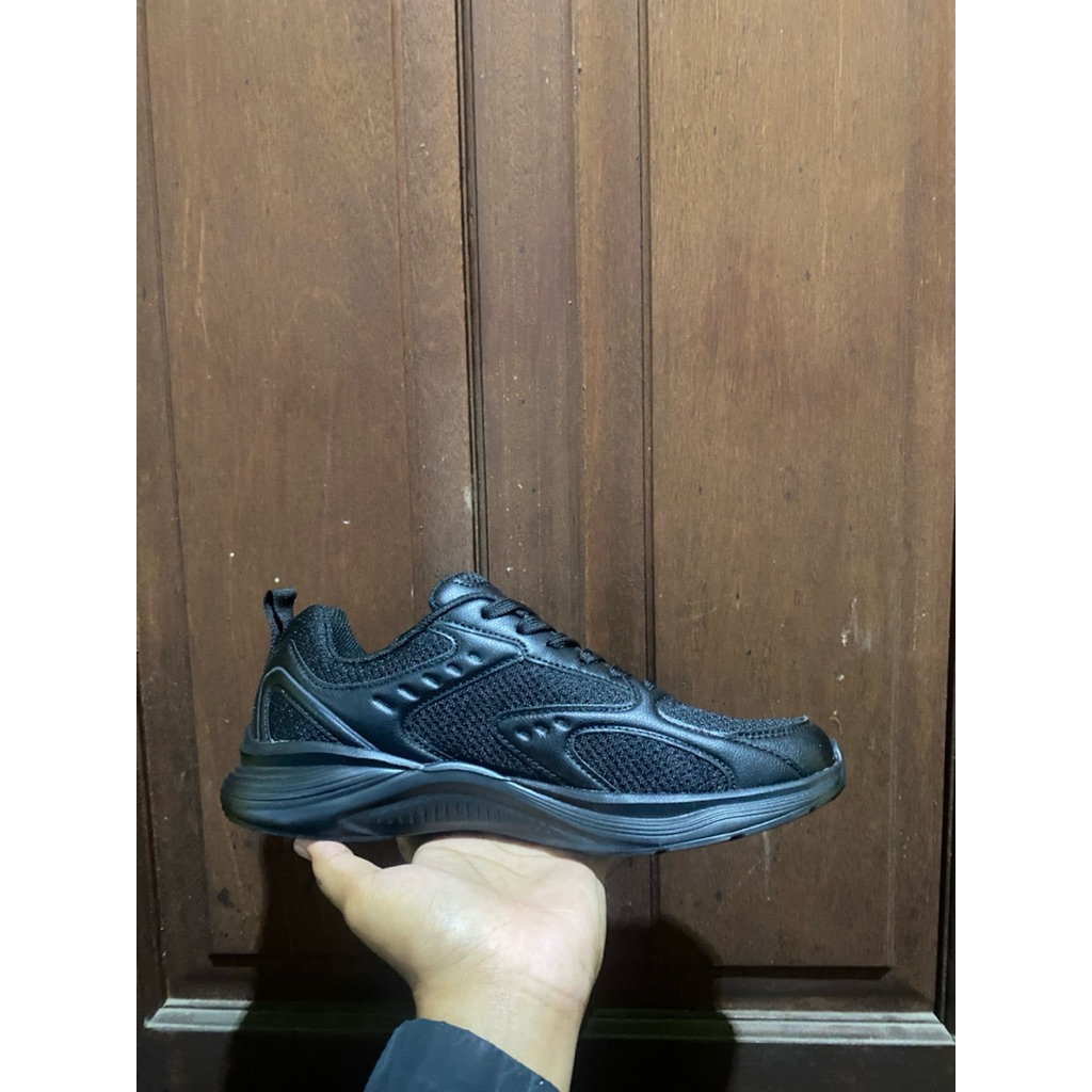 Astec Lingard (black)