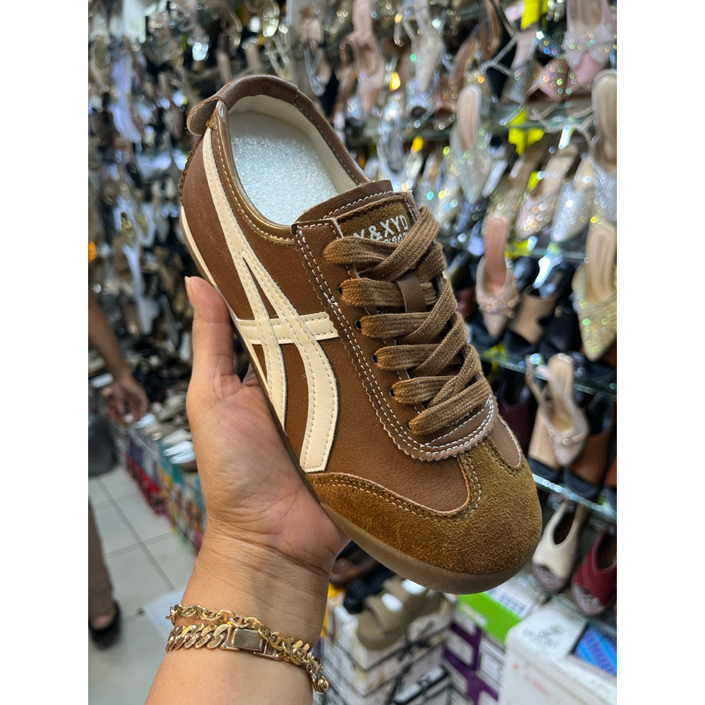 SEPATU SLIP ON WANITA KOREAN STYLE