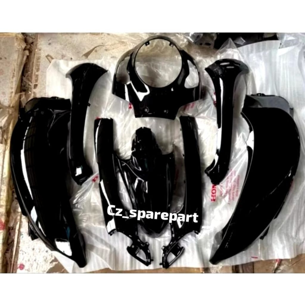 Paket body full set Honda Scoopy tahun 2020 2021 2022 2023 2024 warna hitam GLOSSY