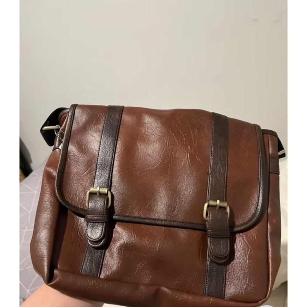 TUSCAN BAG from The Daily Smith tas selempang