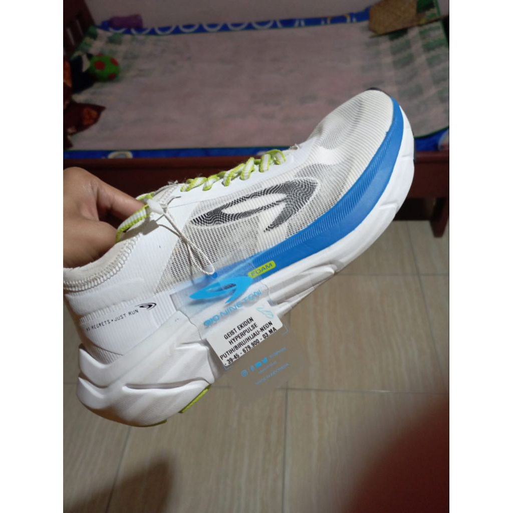 SEPATU RUNNINH GEIST EKIDEN HYPERPULSE