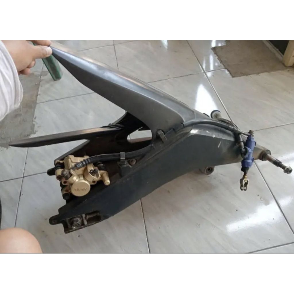 SWING AREM / SWING ARM R15 V2 ENDURANCE PNP NEW VIXION dll