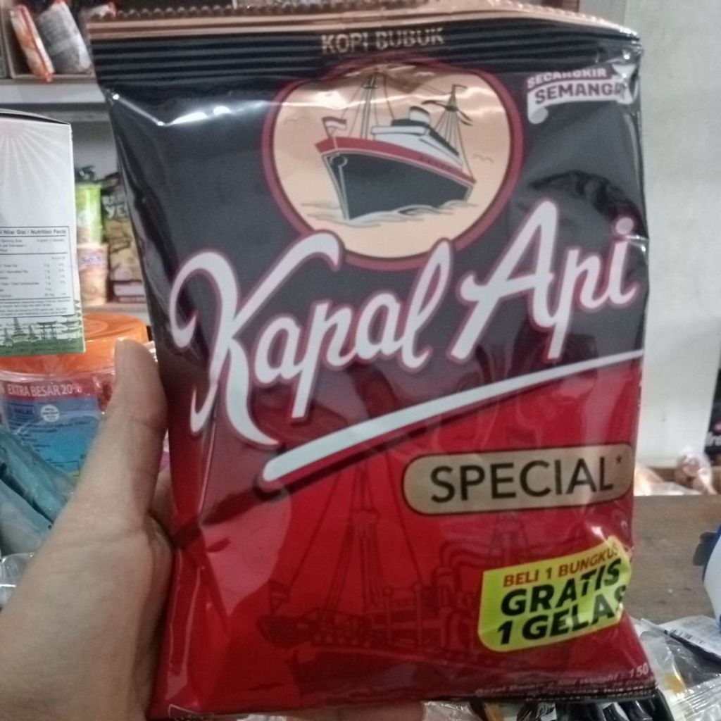 KOPI KAPAL API 150 GR BERHADIAH GELAS