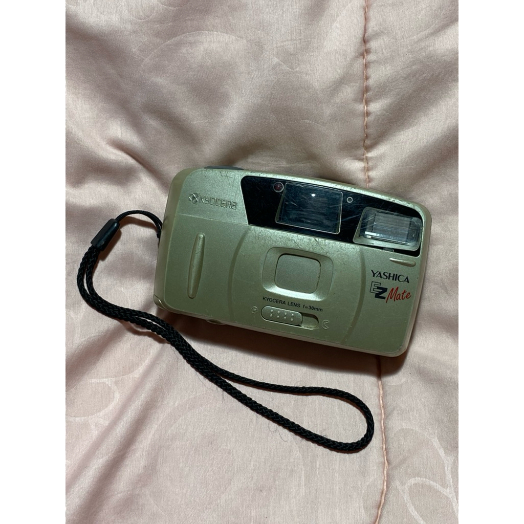 [PRELOVED TIDAK PERNAH DIPAKAI] KAMERA ANALOG / ANALOG CAMERA YASHICA EZ MATE 30mm