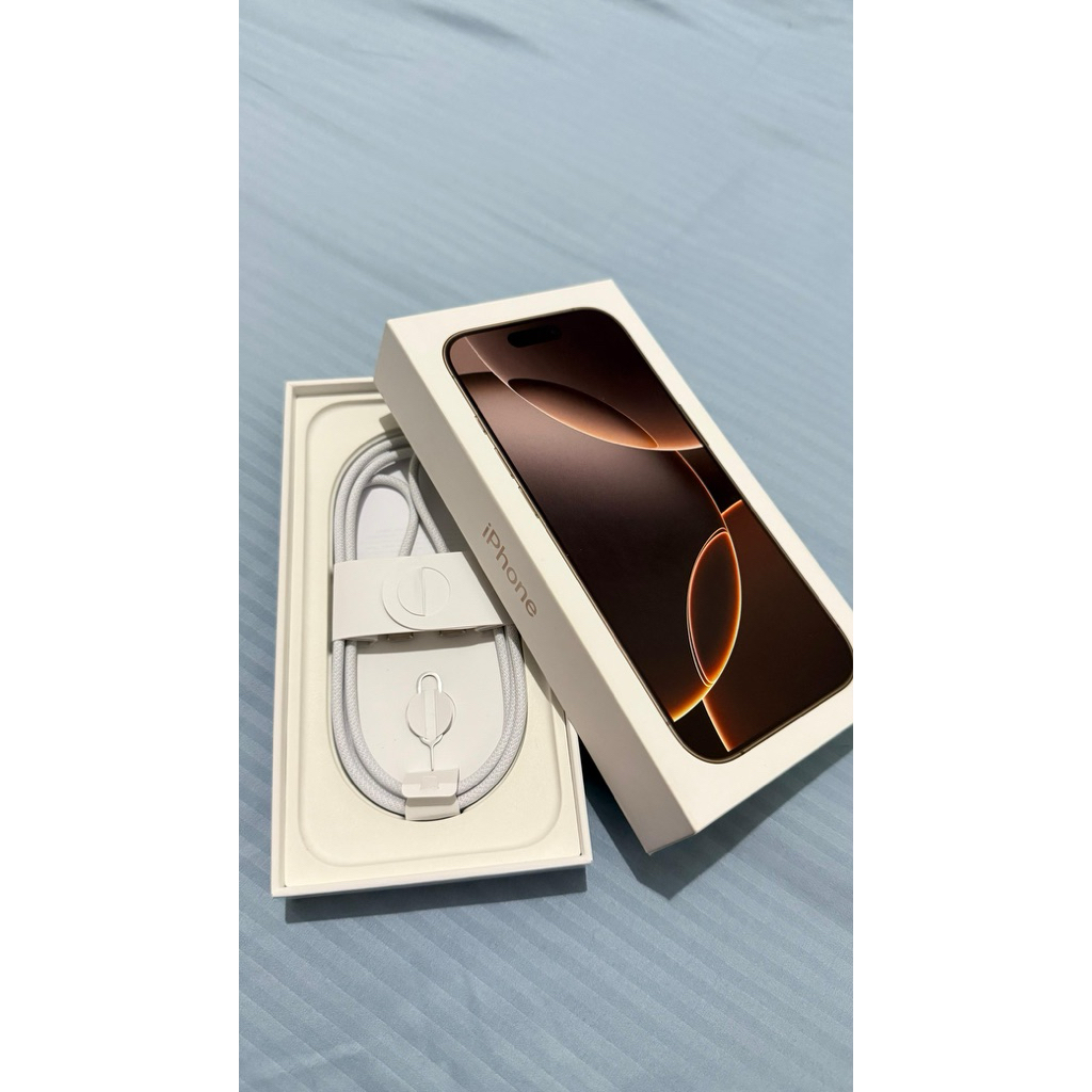 IPHONE 16 PRO DESERT TITANIUM