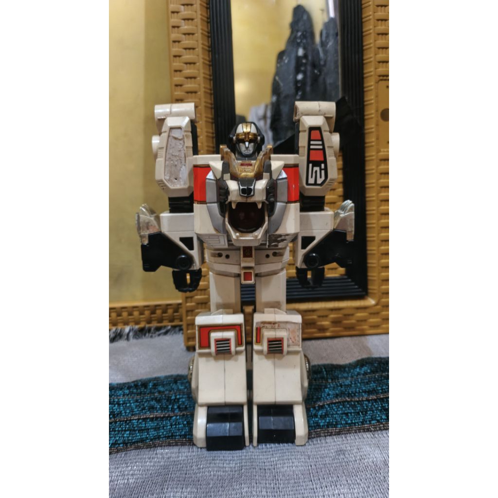 White Tiger zord mmpr