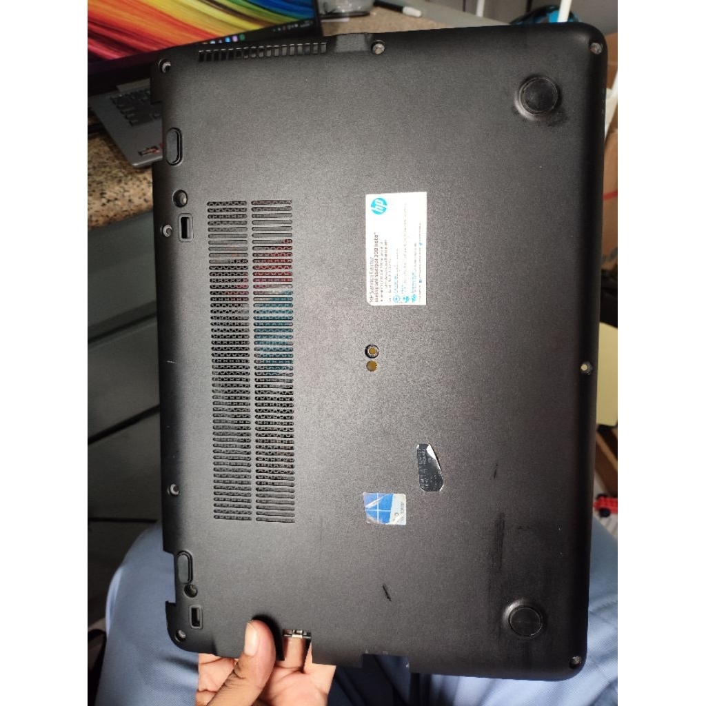 Karet Dudukan Laptop HP Elitebook 840 G4