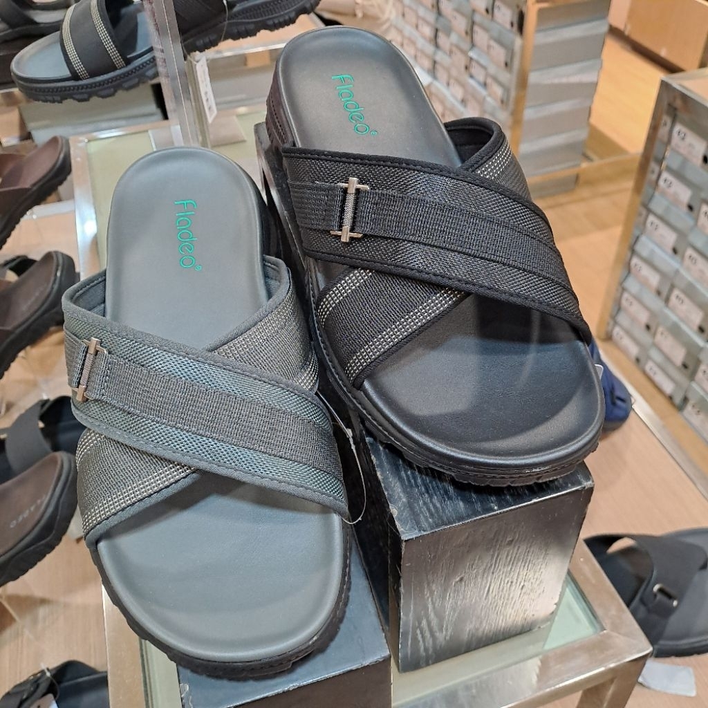 sandal pria fladeo