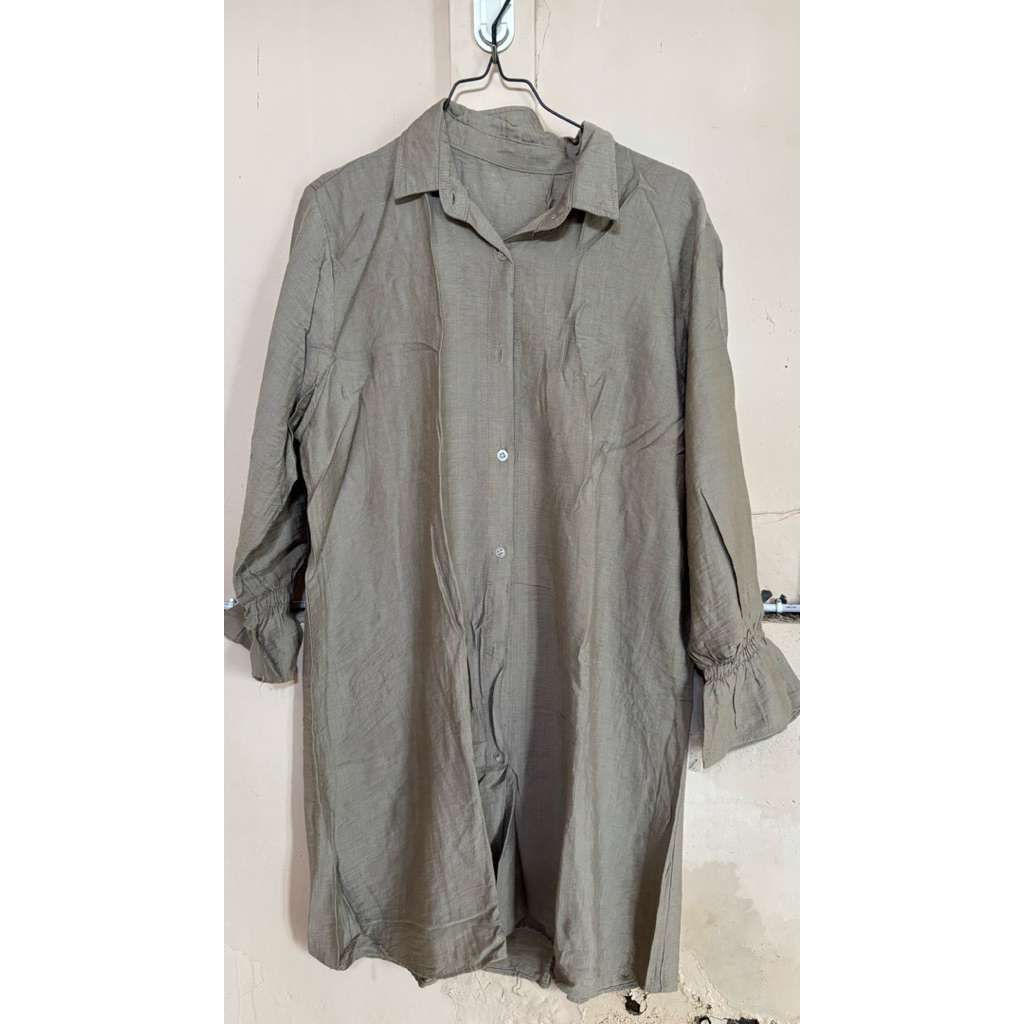 Tunik hijau sage preloved