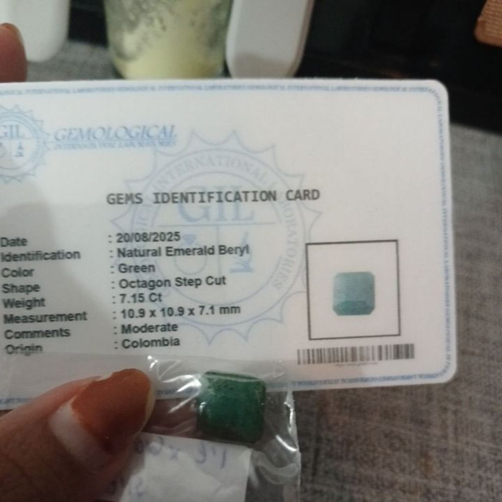batu natural emerald beryl plus memo