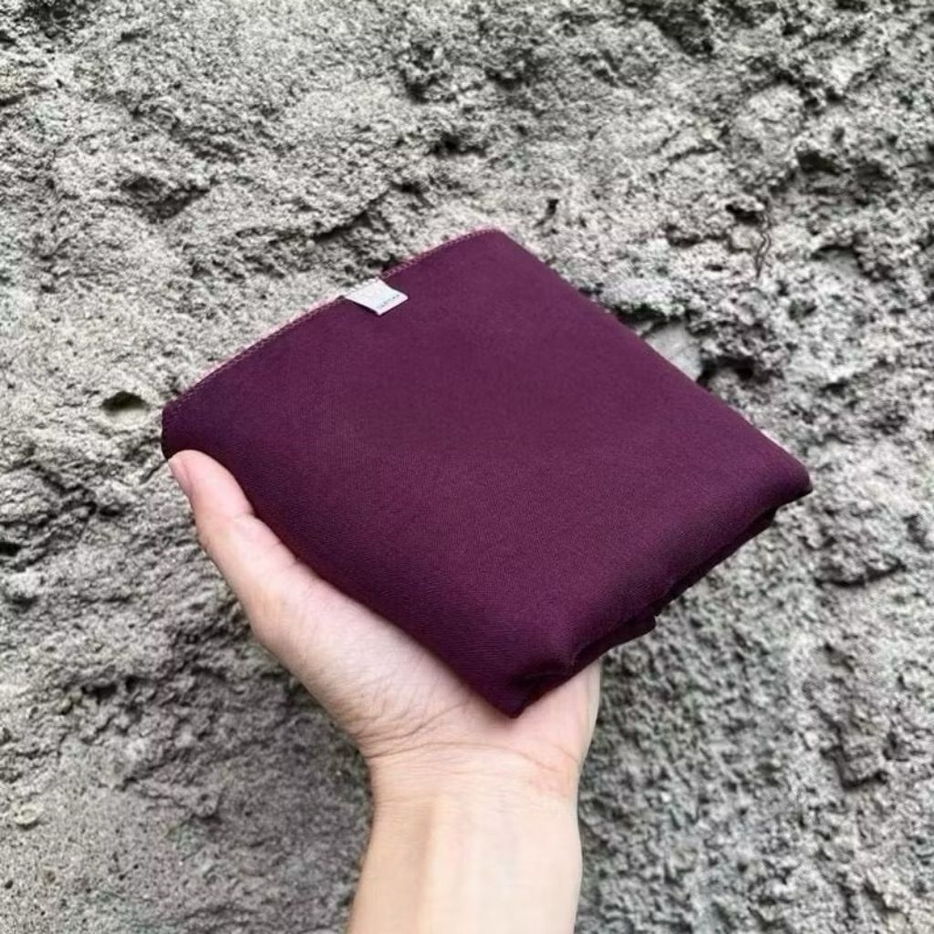 Hijab paris segi empat ungu terong || Paris jadul Polos ungu terong  || Jilbab Paris Varisha warna u