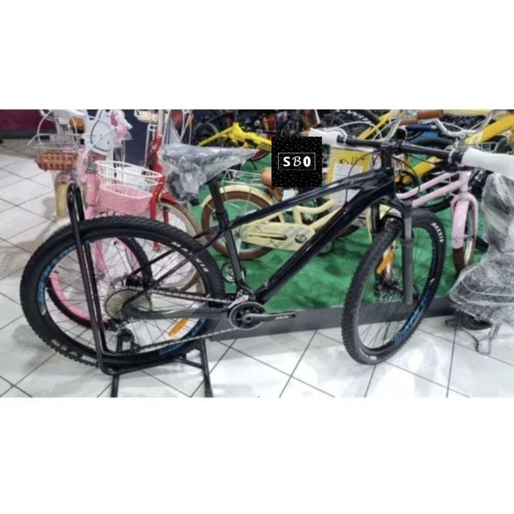 Sepeda MTB 27.5" / 29" Carbon United Kyross 2.00