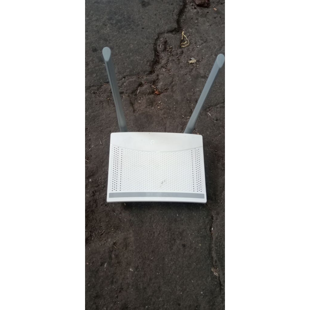 TP-LINK TL-WR820N