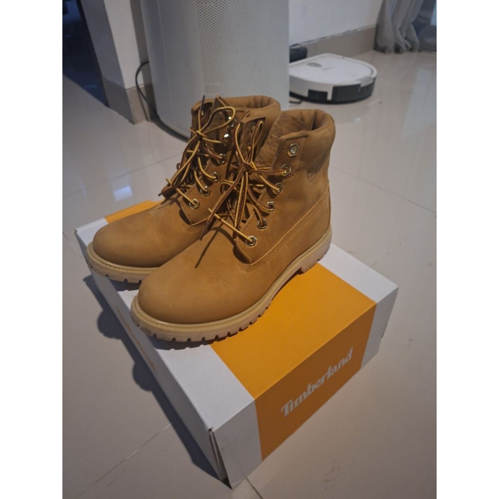 Sepatu Boots Timberland (Preloved)